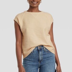 Universal Thread | Target Off-White Sleeveless Pullover Sweatshirt‎ NWT